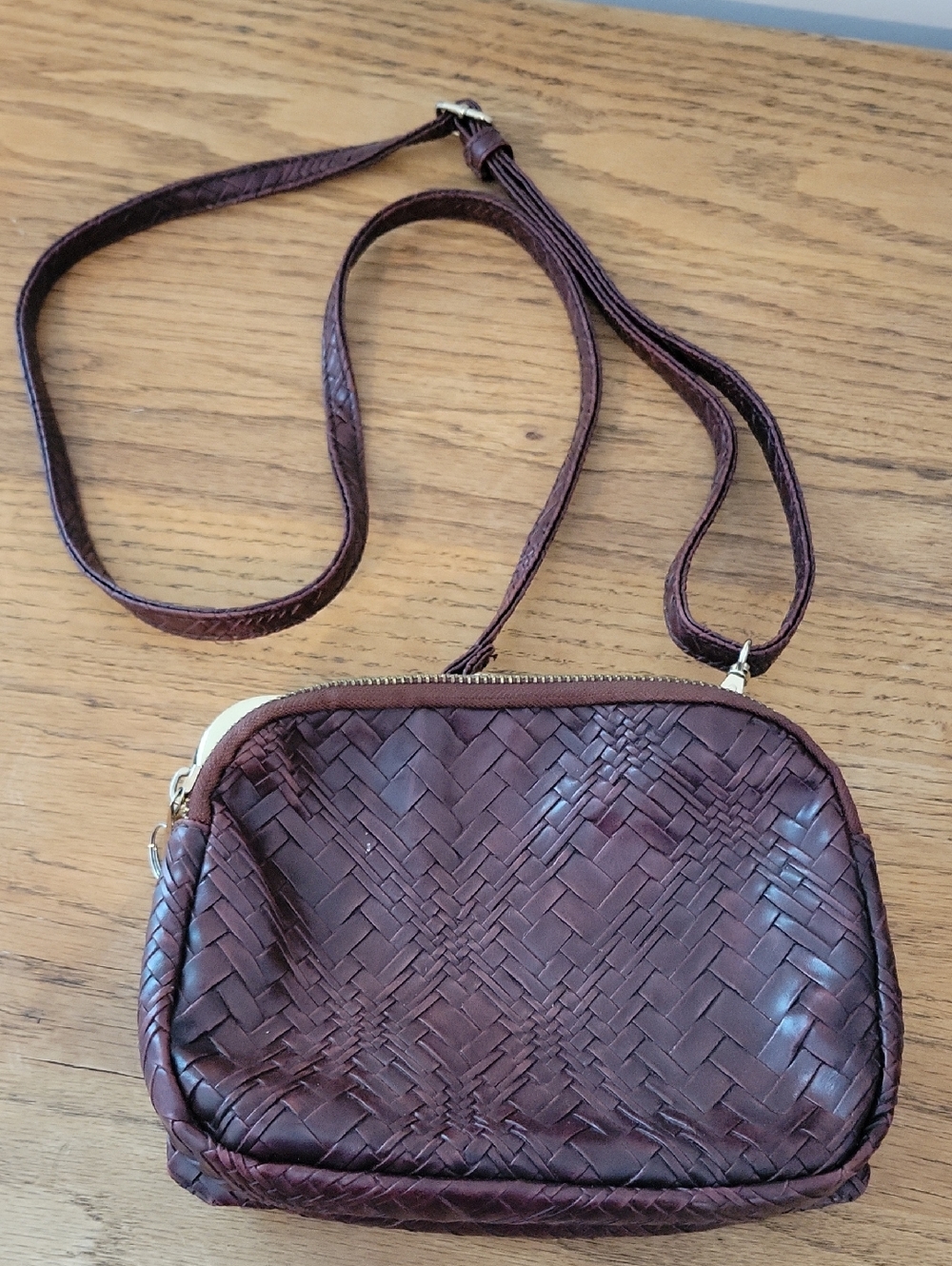 Melie Bianco Woven Brown Crossbody Purse